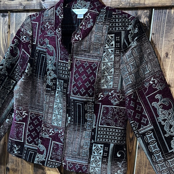 Vintage Patterned Jacket - Picture 3 of 5